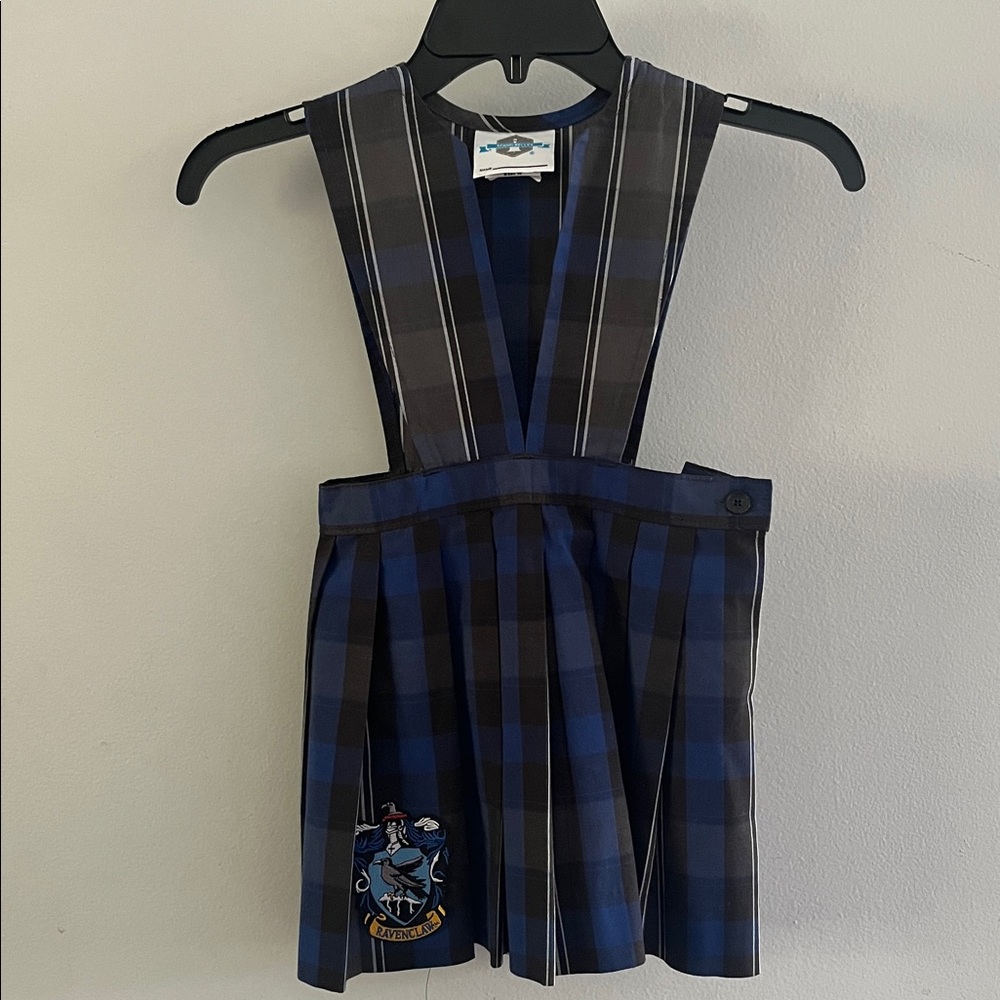 Schoolbelles RavenClaw Size 4 kids